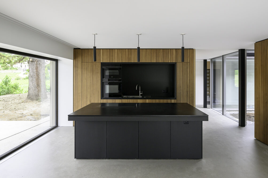 Une cuisine qui sort du lot Z8 mXc 20240529 0403 1140x760 - Une cuisine qui sort du lot