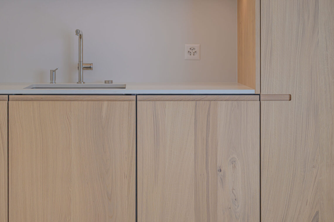 2026 01 23 mXc Z8 00075 1140x760 - Mati&egrave;re &amp; lumi&egrave;re : ch&ecirc;ne blanchi