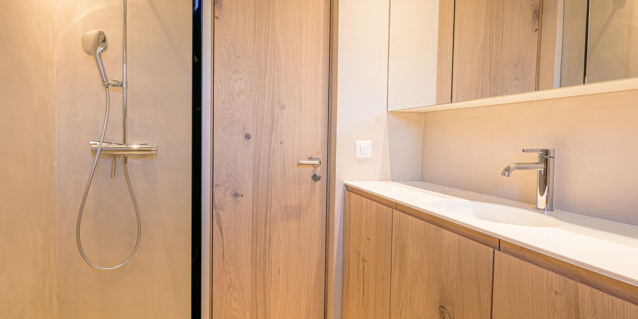 Le charme du chêne, la précision du blanc