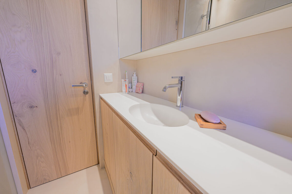 Nœuds assumés, blanc immaculé 2026 01 23 mXc Z8 00129 1140x760 - Nœuds assumés, blanc immaculé